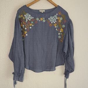 Lucky Brand Blue Chambray Embroidered Top Daisy 3D Beaded Tie Sleeve Boho Hippie